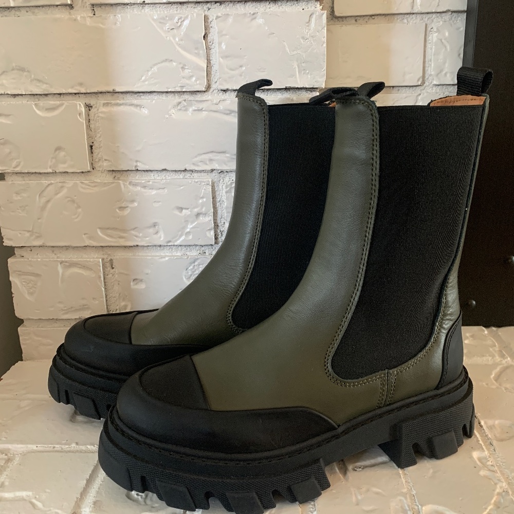 GANNI MID CHELSEA BOOT